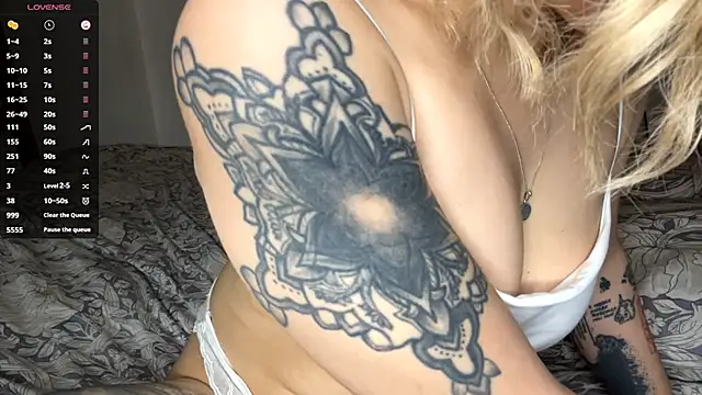 SabrinaFolts live sex cam