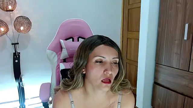 nanis_milf's cam snapshot