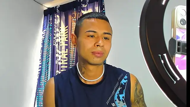 _Logan_Colton_'s cam snapshot