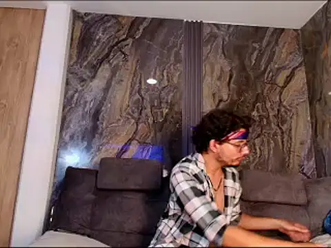 EnzoDarkwood's cam snapshot