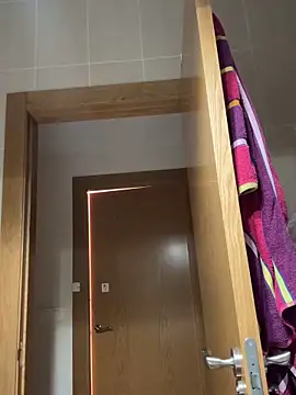 Adriennesexxx's cam snapshot