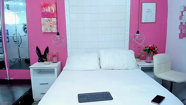 mia_sweetie0's cam snapshot