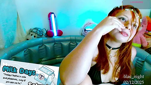 lilac_night33's cam snapshot