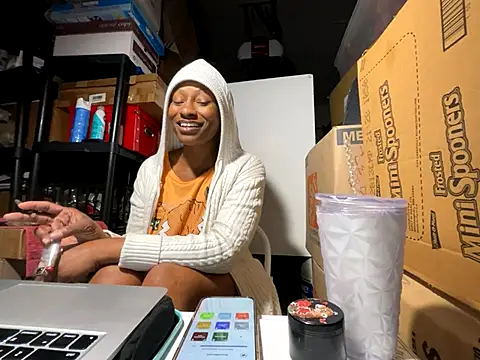 wynterheat live sex cam