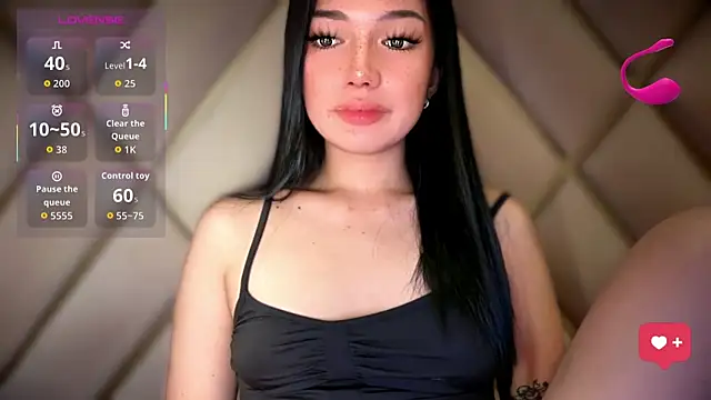 IvonnyBonita live sex cam