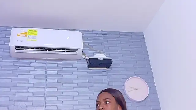 Hungry_pussy18 live sex cam