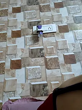 QUEEN-ADITI live sex cam