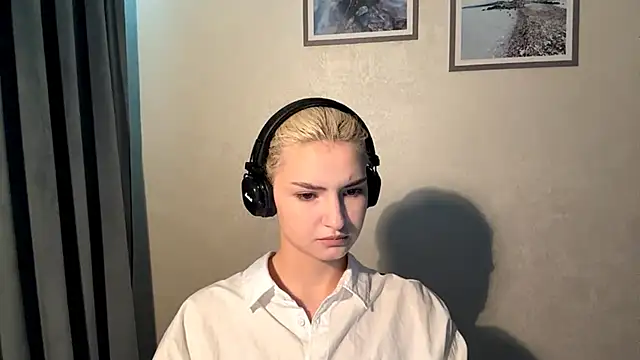 Cindi_Jacobs's cam snapshot