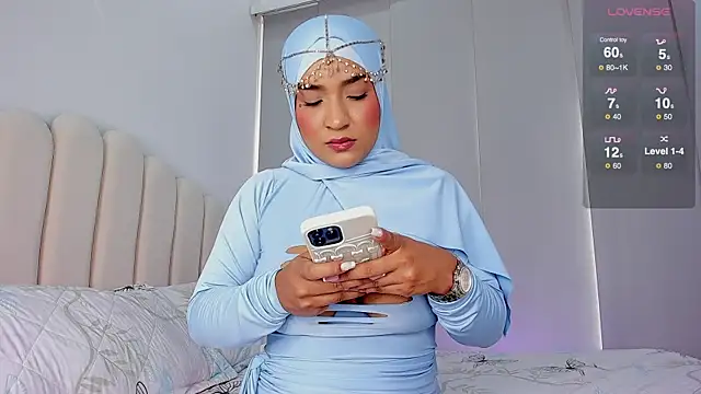 Amira-Zahra's cam snapshot