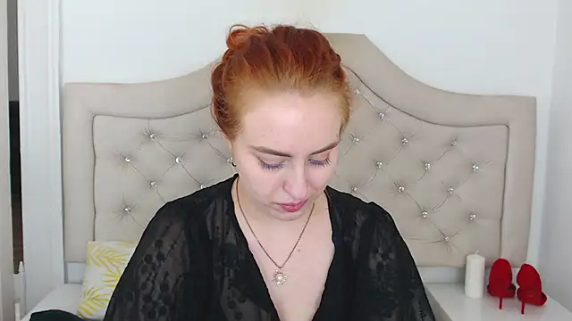 RubyBigBoobs's cam snapshot