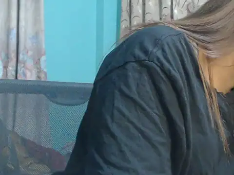 NancyRuvi live sex cam