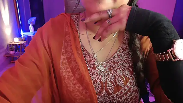 Mitikaa's cam snapshot