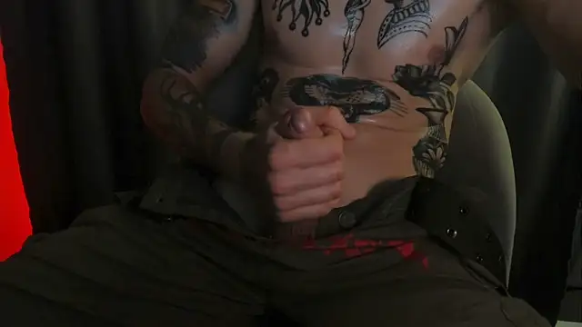 Huntall77 live sex cam