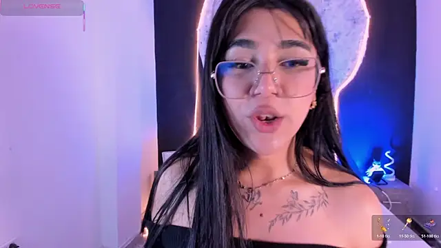 RoseCassie live sex cam