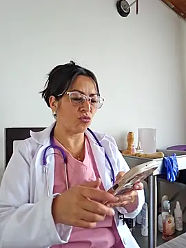 JustSamantha_'s cam snapshot