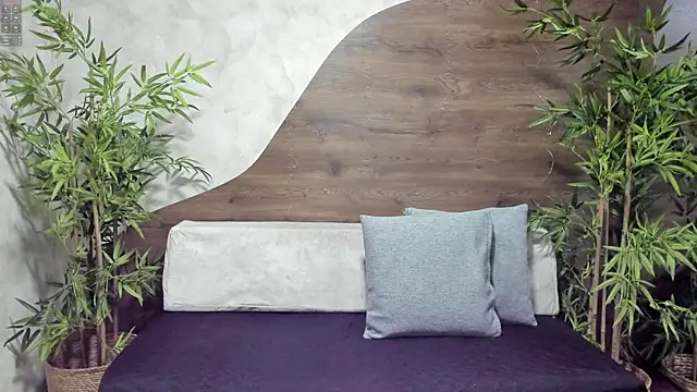 Lola_saenz_'s cam snapshot