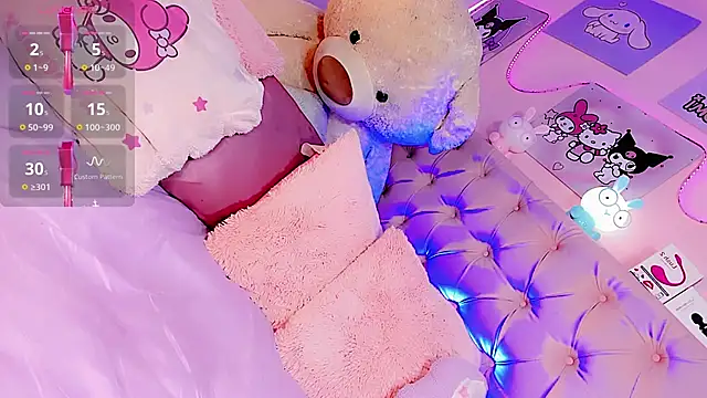 Cute_Roxxy live sex cam