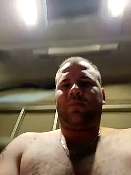 Chubbytop454 live sex cam