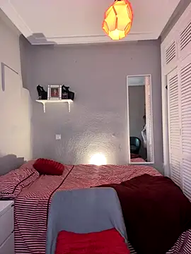 Crystal_________ live sex cam