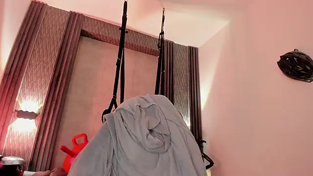 selene_red_'s cam snapshot