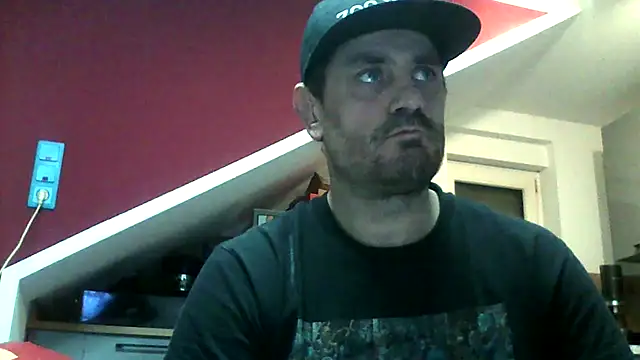 burnzzz81's cam snapshot