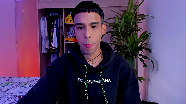 Damianwhite live sex cam