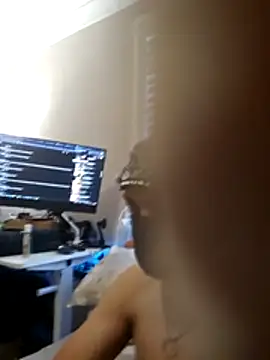 AmGuy23 live sex cam