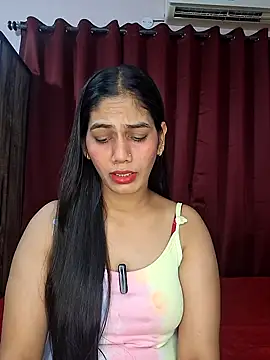 Garima_G's cam snapshot