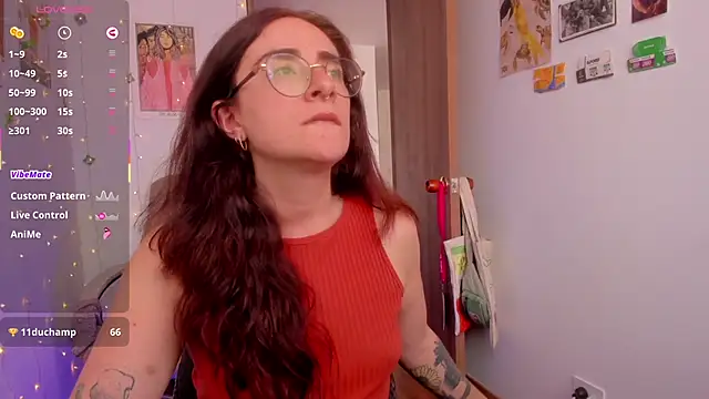 linda_giggle's cam snapshot