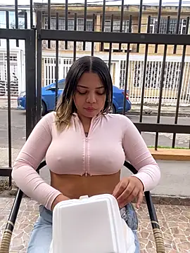 Ada_Pink's cam snapshot