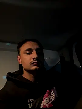 SpyingTouching live sex cam