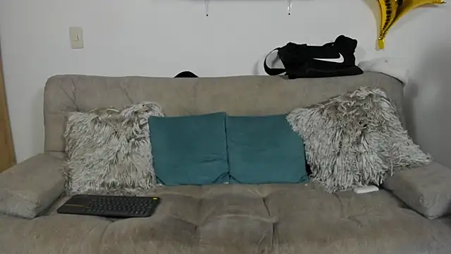 julian_wallace live sex cam