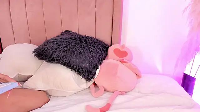 CamiloDoumit live sex cam