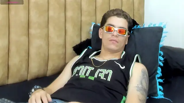 AUSTIN-PRRR live sex cam