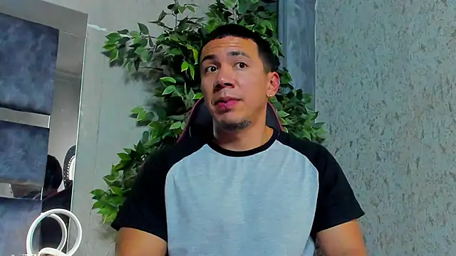 marc_ginale live sex cam