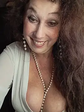 GypsyEsmeralda live sex cam