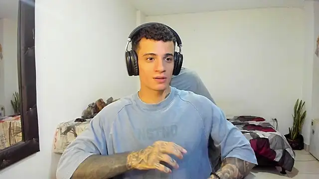 Balo_lovers live sex cam