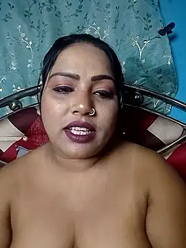 hornypriya696 live sex cam