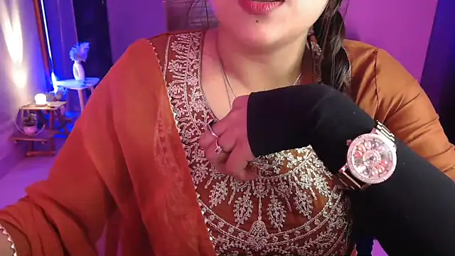 Mitikaa live sex cam