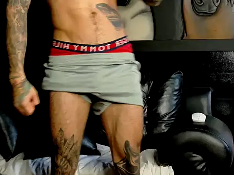 Molotov_Explosive live sex cam