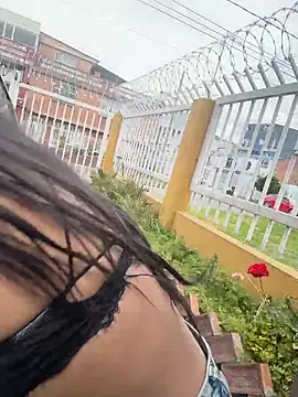 Samantha_firee live sex cam