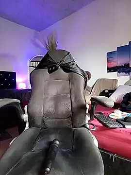 Naughty_Charly live sex cam