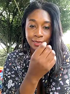 HanaThompson live sex cam