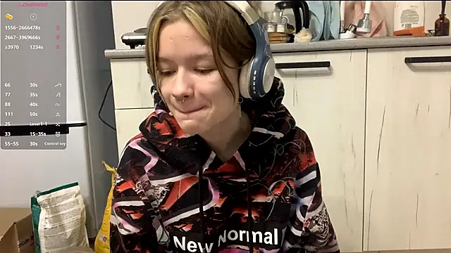 LorRebak live sex cam