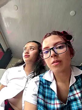 l0lita_sweet live sex cam