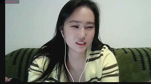 Belinda66 live sex cam