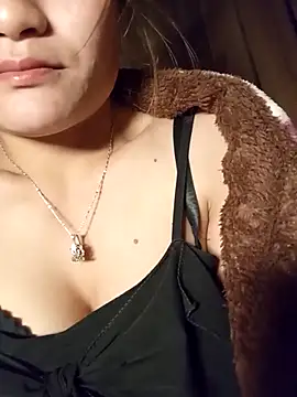 Lee-Thee live sex cam