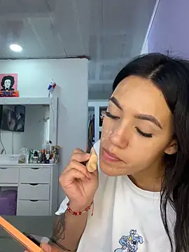 Marianahb-e's cam snapshot