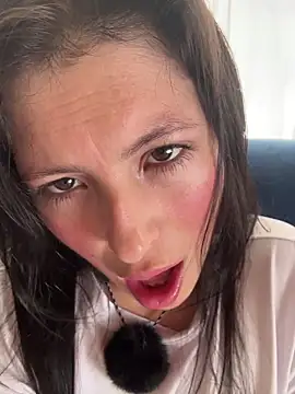 Mia_salinass's cam snapshot