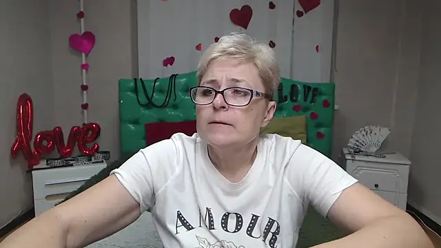 EmiliaGree's cam snapshot